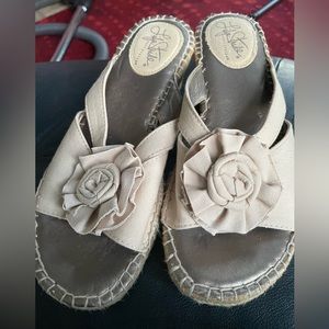 Life Stride wedge sandals